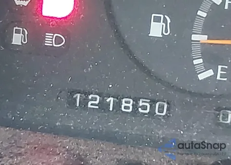 1992 Nissan Maxima z USA, uszkodzony, nr VIN JNHJ01F9NT025295